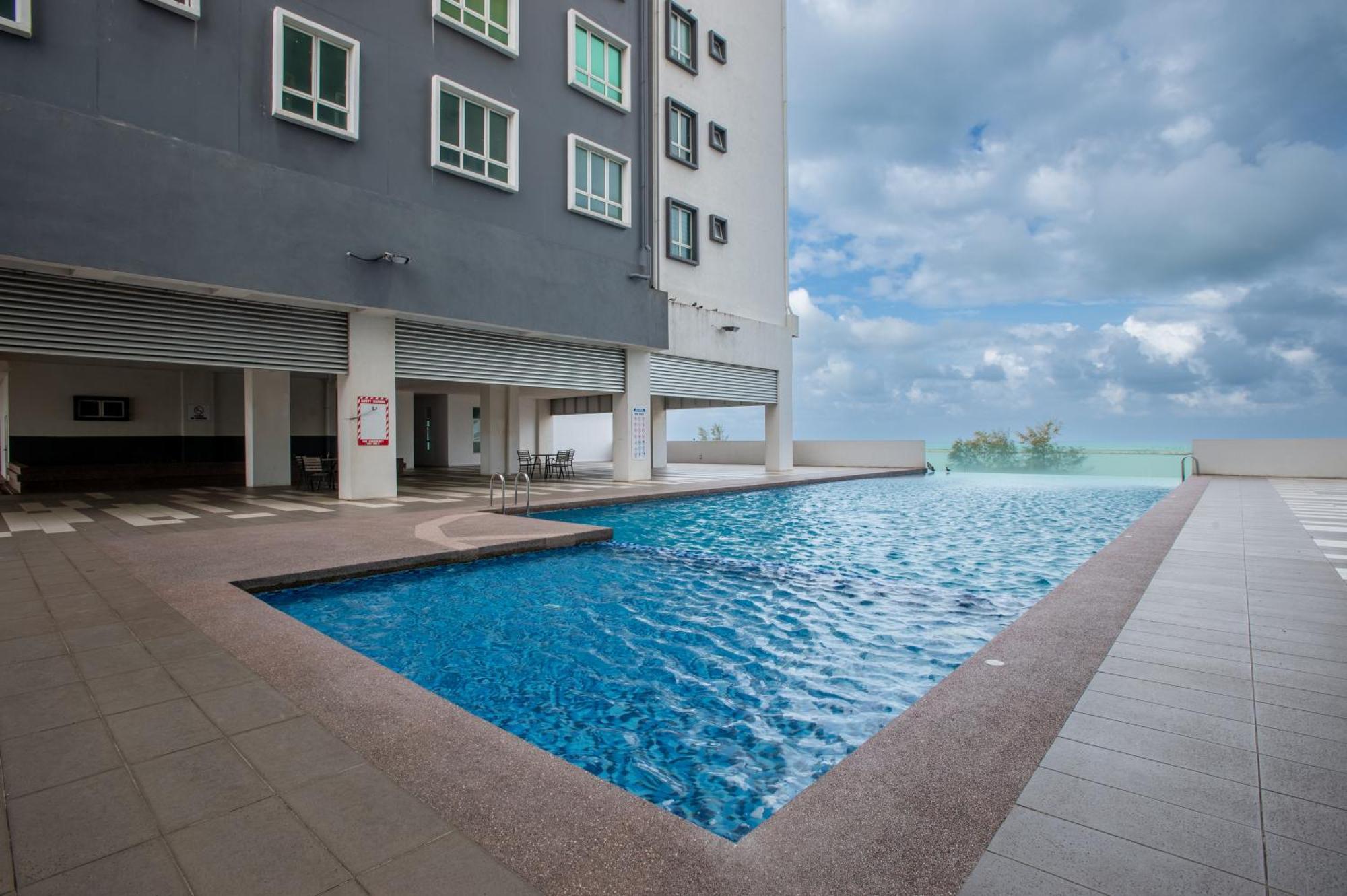 Infinity Sea View Pool Beach View 3Rooms 2Parkings Kuala Terengganu Kültér fotó